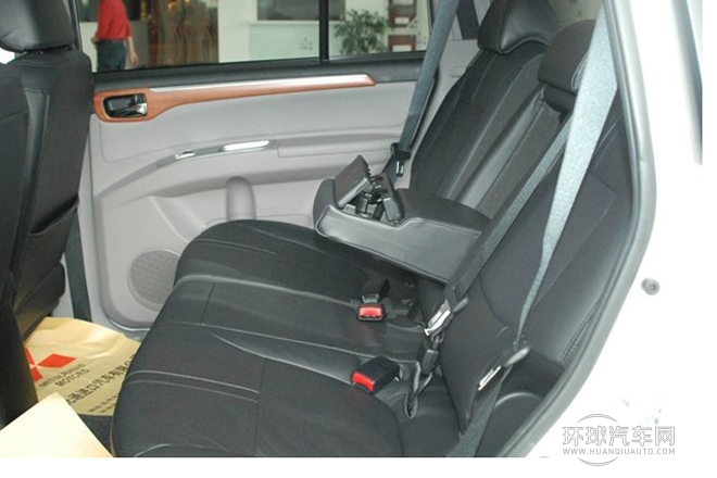 2011款 3.0L 運動導航版