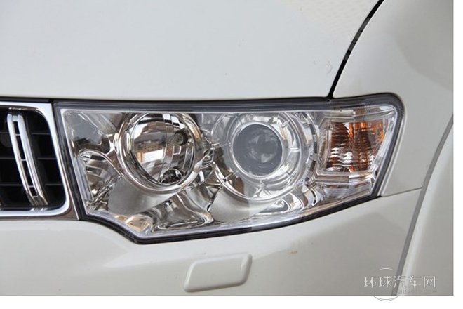 2011款 3.0L 運(yùn)動(dòng)導(dǎo)航版