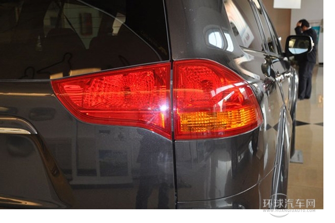 2011款 3.0L 豪華導航版