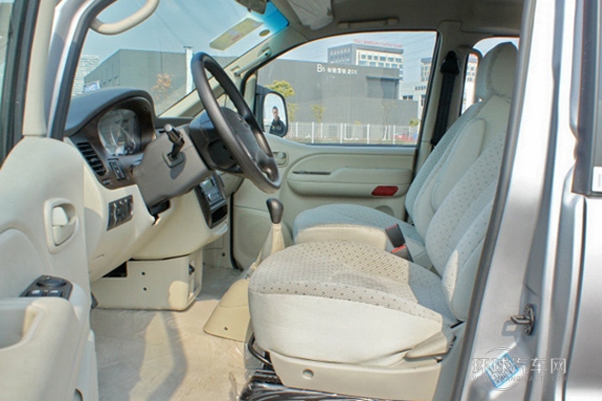 2011款 2.4L政采版 手動豪華型