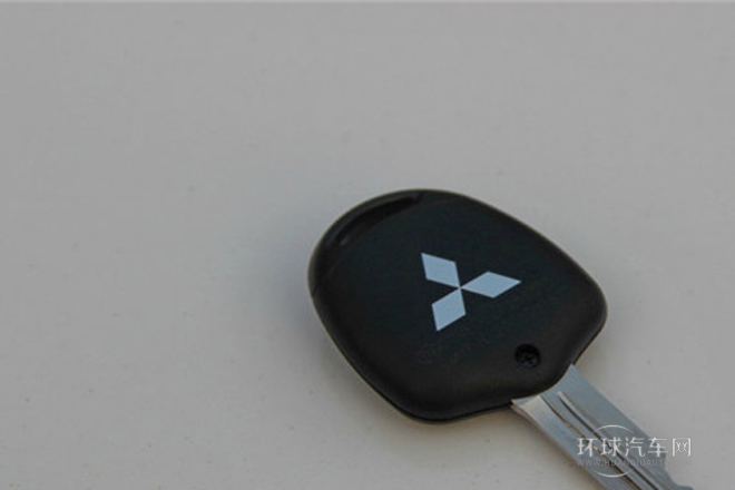 2014款 2.0L 自動兩驅精英版