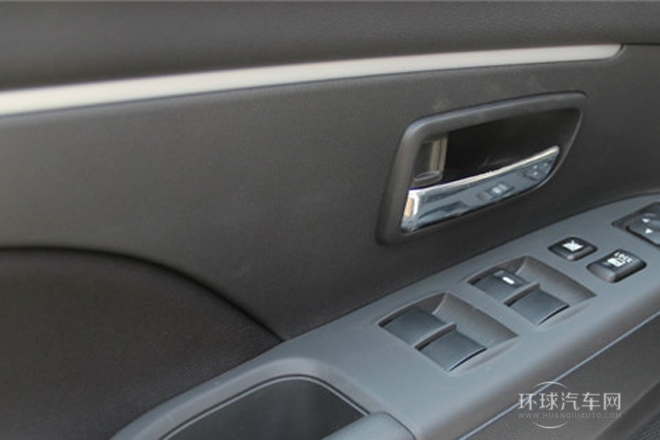 2014款 2.0L 自動兩驅精英版