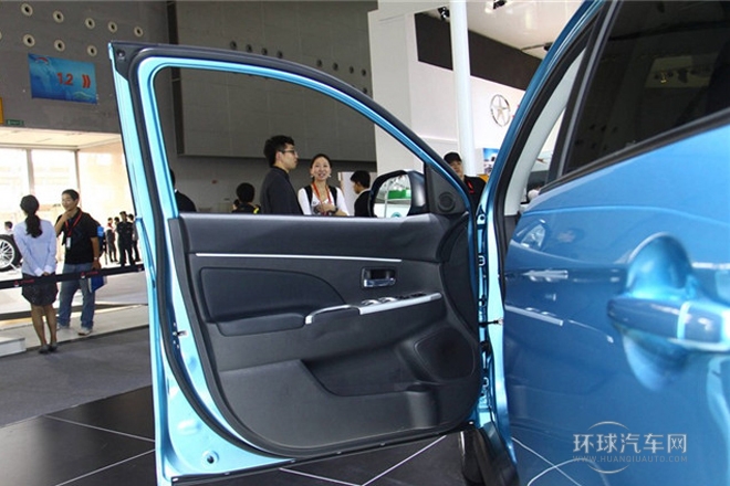 2014款 2.0L 自動兩驅精英版