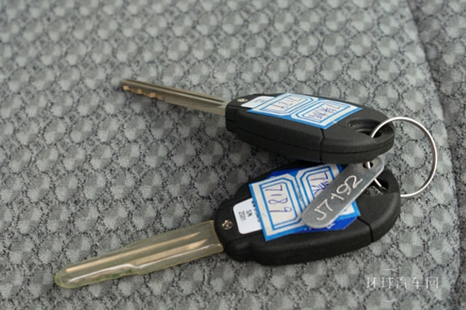 2011款 2.8T穿梭 柴油舒適版