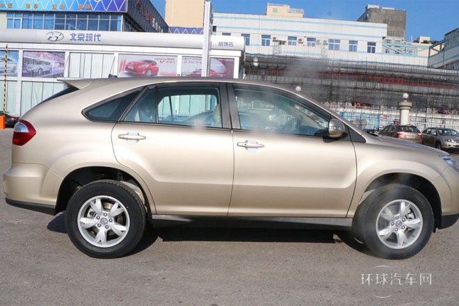 2013款 白金版 2.0L 手動(dòng)豪華型