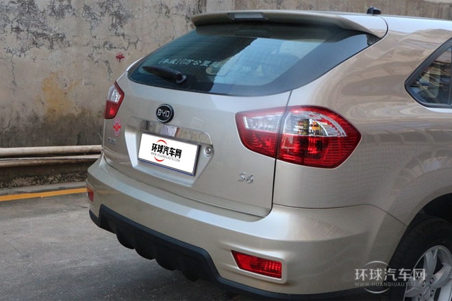 2013款 白金版 2.0L 手動豪華型