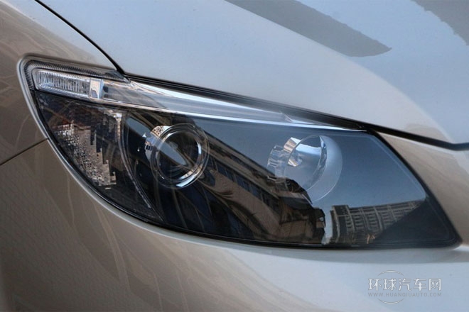 2013款 白金版 2.0L 手動豪華型