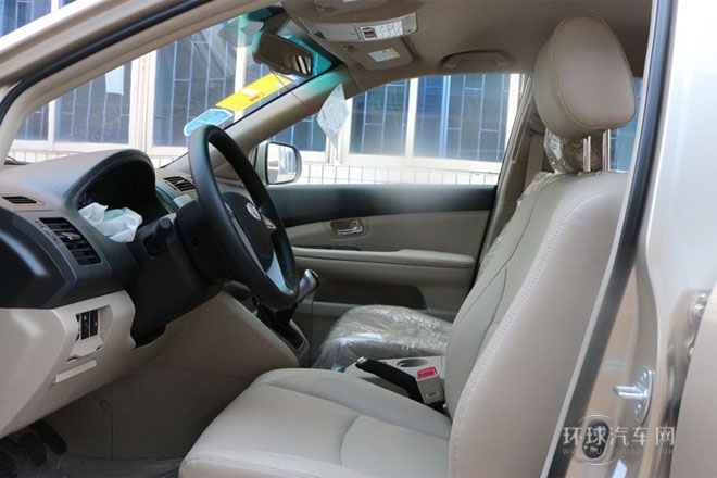 2013款 白金版 2.0L 手動豪華型