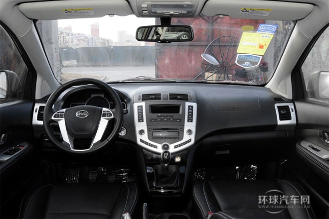 2013款 白金版 2.0L 手動精英型