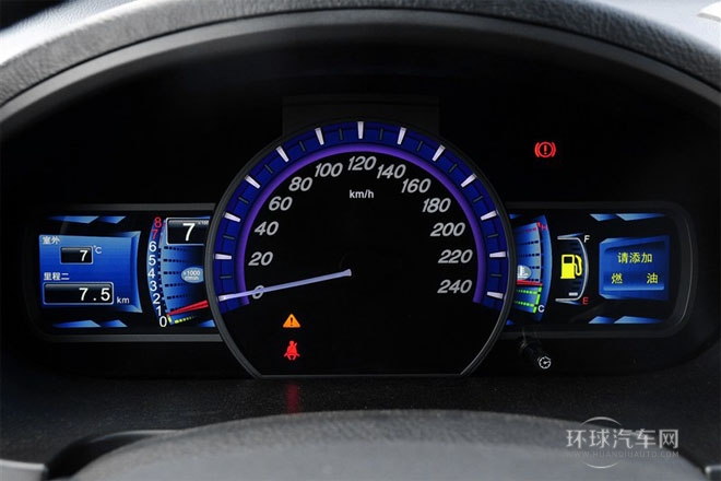 2013款 白金版 2.0L 手動精英型