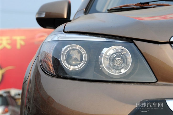 2013款 白金版 2.0L 手動尊貴型