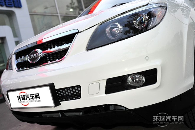 2013款 白金版 2.0L 手動尊享型