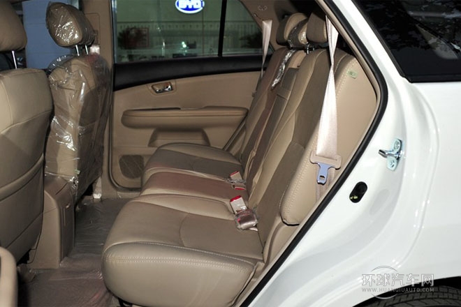 2013款 白金版 2.0L 手動尊享型