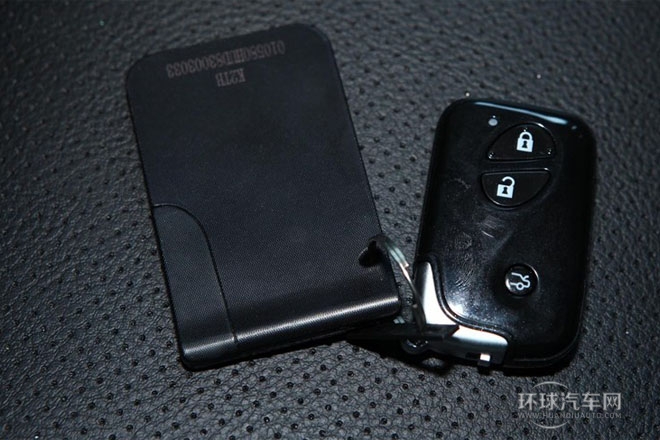 2013款 白金版 2.0L 手動尊享型