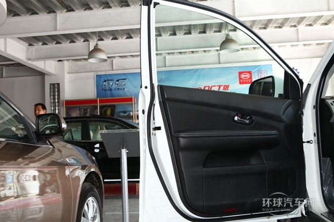 2013款 白金版 2.4L 手動(dòng)豪華型