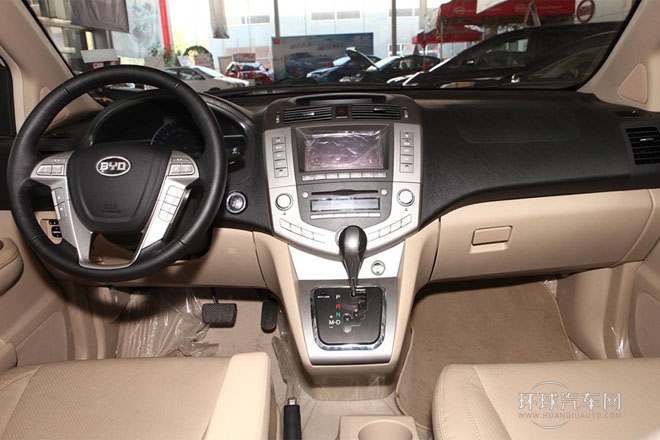 2013款 白金版 2.4L 手動精英型