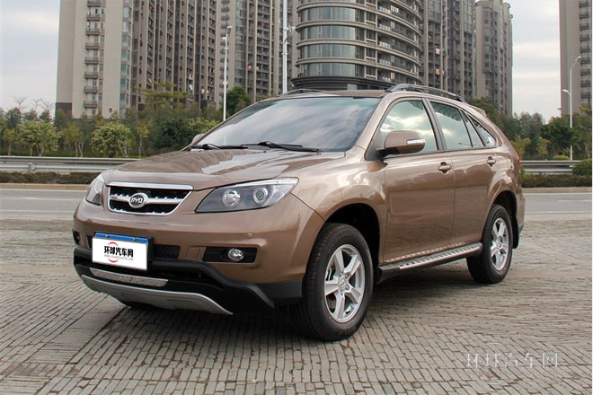 2013款 白金版 2.4L 手動尊貴型