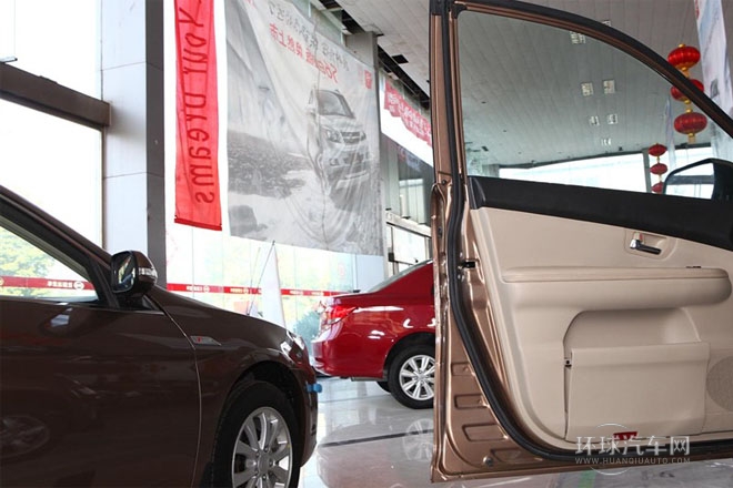 2013款 白金版 2.4L 手動(dòng)尊貴型