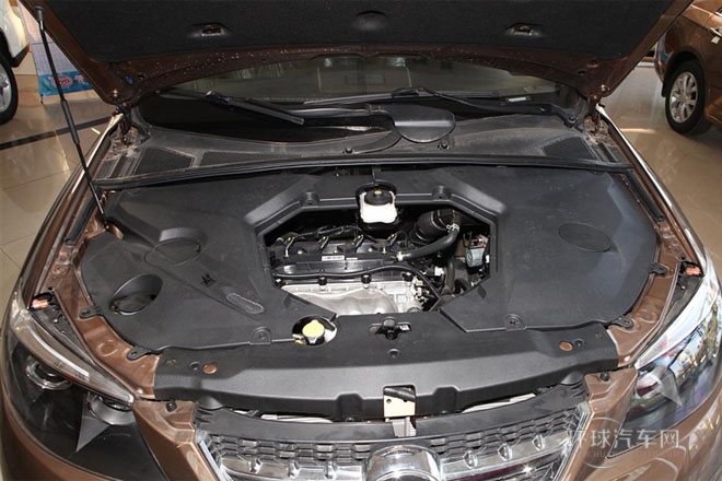 2013款 白金版 2.4L 手動尊貴型