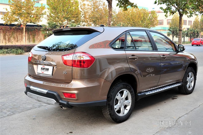 2013款 白金版 2.4L 自動精英型