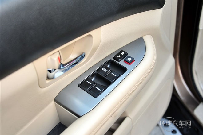 2013款 白金版 2.4L 自動精英型