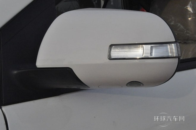 2013款 白金版 2.4L 自動尊享型