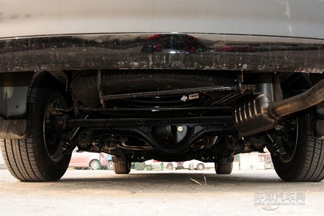 2013款 2.0T 汽油手動(dòng)公務(wù)版