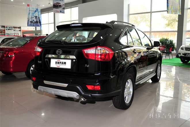 2013款 白金版 2.4L 自動尊榮型