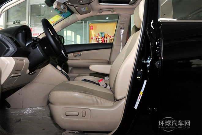 2013款 白金版 2.4L 自動尊榮型