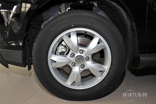 2013款 白金版 2.4L 自動尊榮型