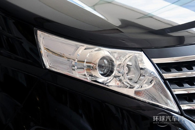 2013款 2.0T 汽油手動(dòng)商務(wù)版