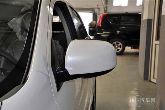 2013款 1.6L 手動兩驅標準版