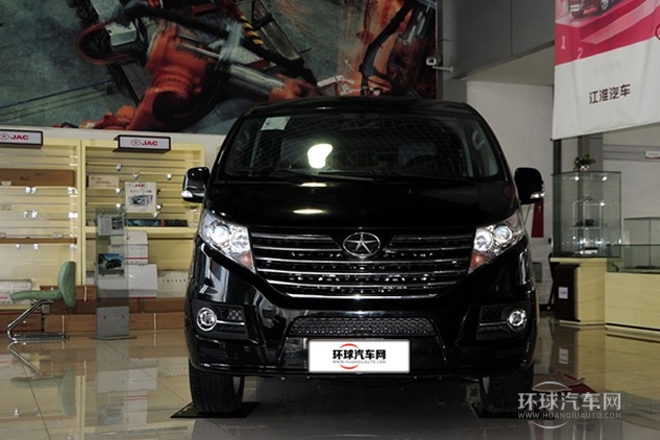 2013款 2.0T 汽油自動商務版