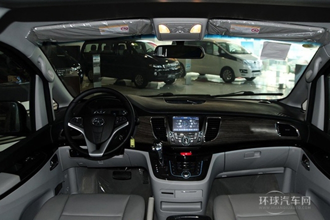 2013款 2.0T 汽油自動商務版