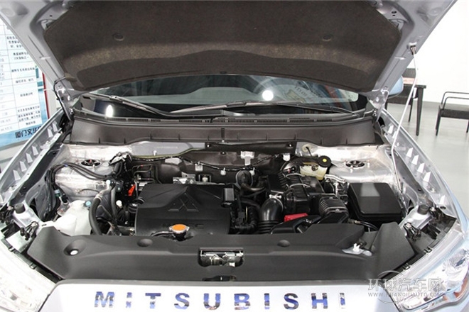 2013款 2.0L 手動兩驅舒適版