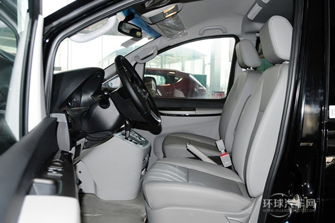 2013款 2.0T 汽油自動商務(wù)版