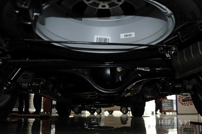 2013款 2.0T 汽油自動商務版