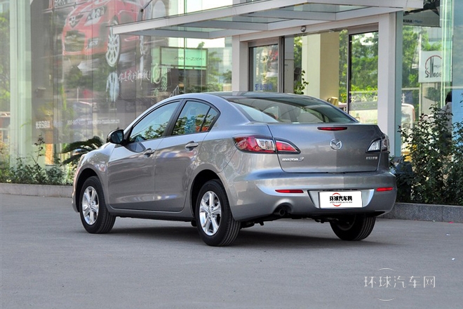 2011款 三廂 1.6L 手動舒適型