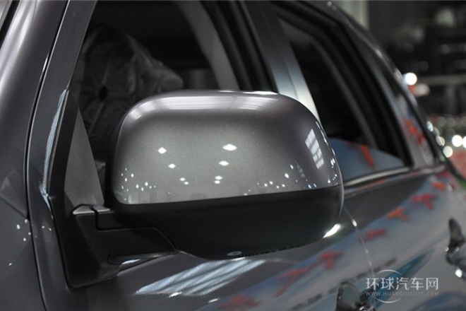 2013款 2.0L 自動四驅(qū)尊貴版