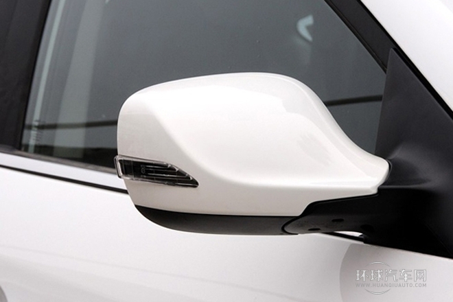 2013款 2.0L 手動尊貴版