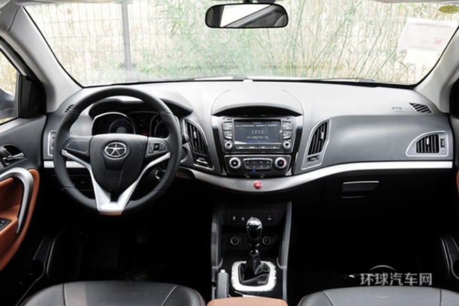 2013款 2.0L 手動尊貴版