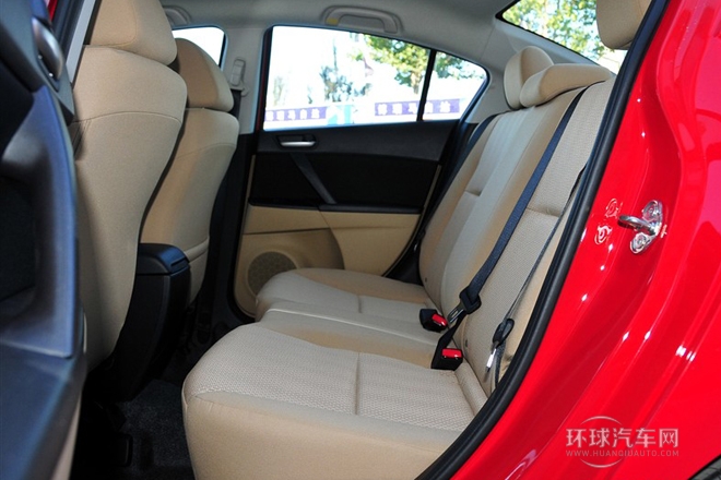 2011款 三廂 1.6L 自動舒適型