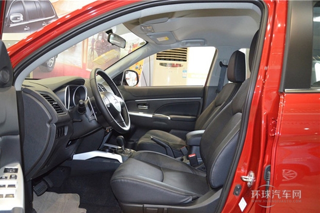 2013款 2.0L 自動(dòng)四驅(qū)旗艦版