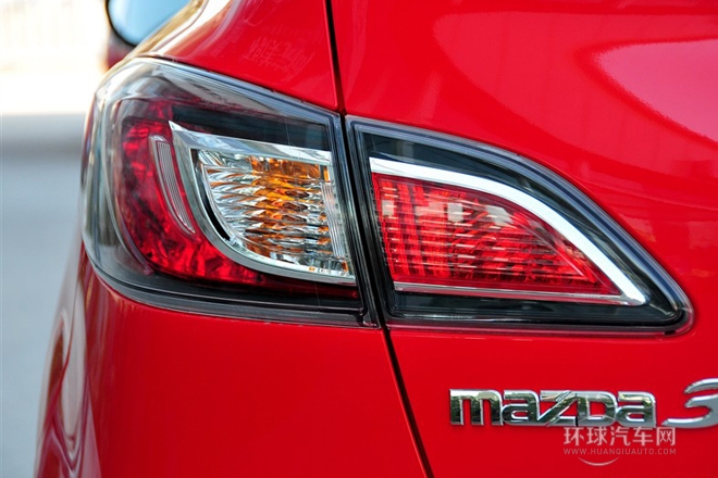 2011款 三廂 1.6L 自動(dòng)舒適型