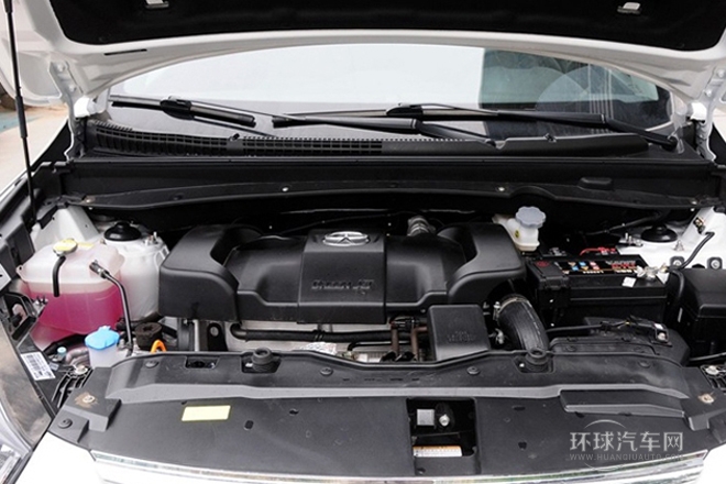 2013款 2.0L 手動尊貴版