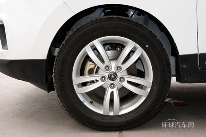 2013款 2.0L 手動尊貴版