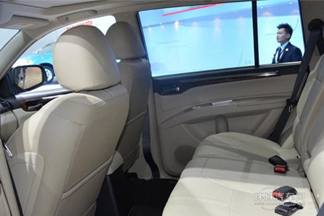 2014款 3.0L 自動四驅(qū)行政版