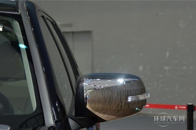 2014款 3.0L 自動四驅行政版