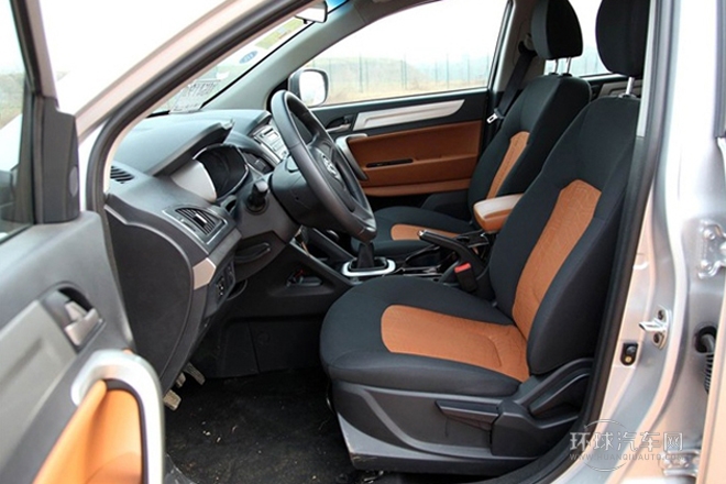 2013款 2.0T 手動新銳版