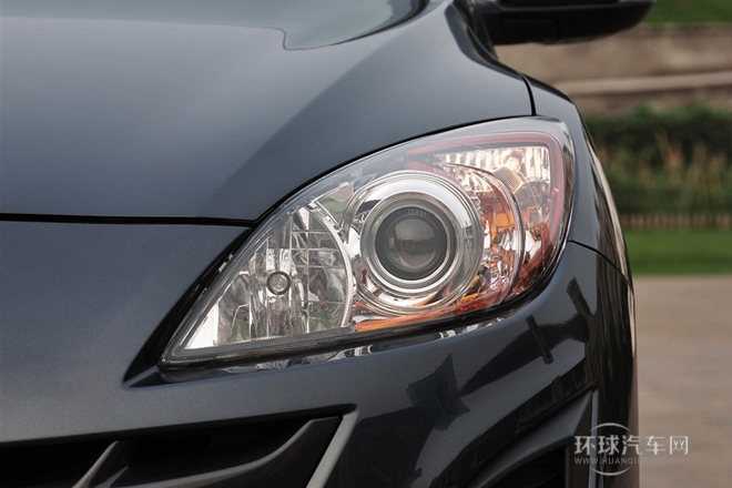 2011款 三廂 2.0L 手動運動型